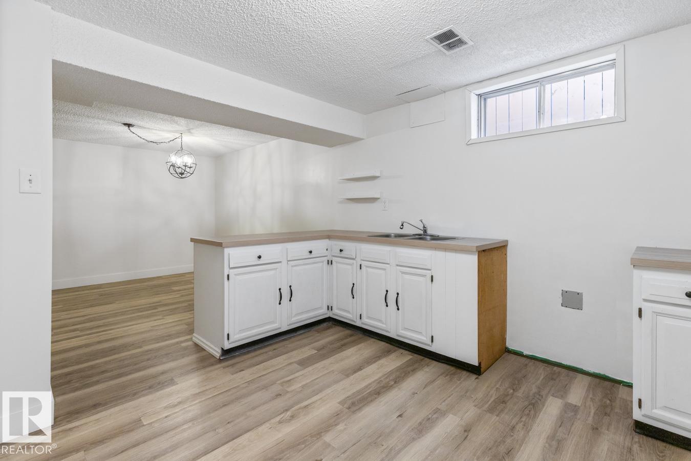 6908 19 Av Nw, Edmonton, Alberta  T6K 2G9 - Photo 31 - E4484650