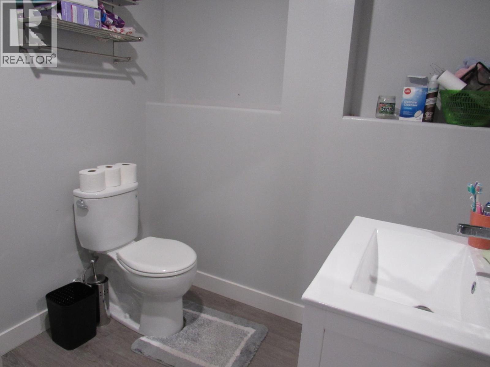 1447 37th Street, Castlegar, British Columbia  V1N 4J5 - Photo 18 - 10383975