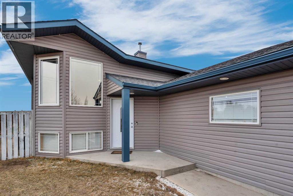 545 Hillview Gate, Strathmore, Alberta  T1P 1Z6 - Photo 4 - A2305676