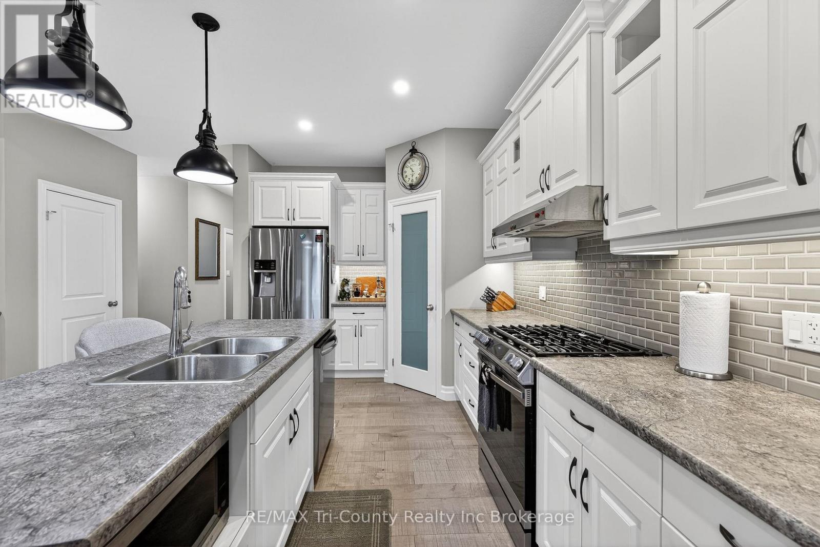 150 Denrich Avenue, Tillsonburg, Ontario  N4G 0H3 - Photo 6 - X13058726