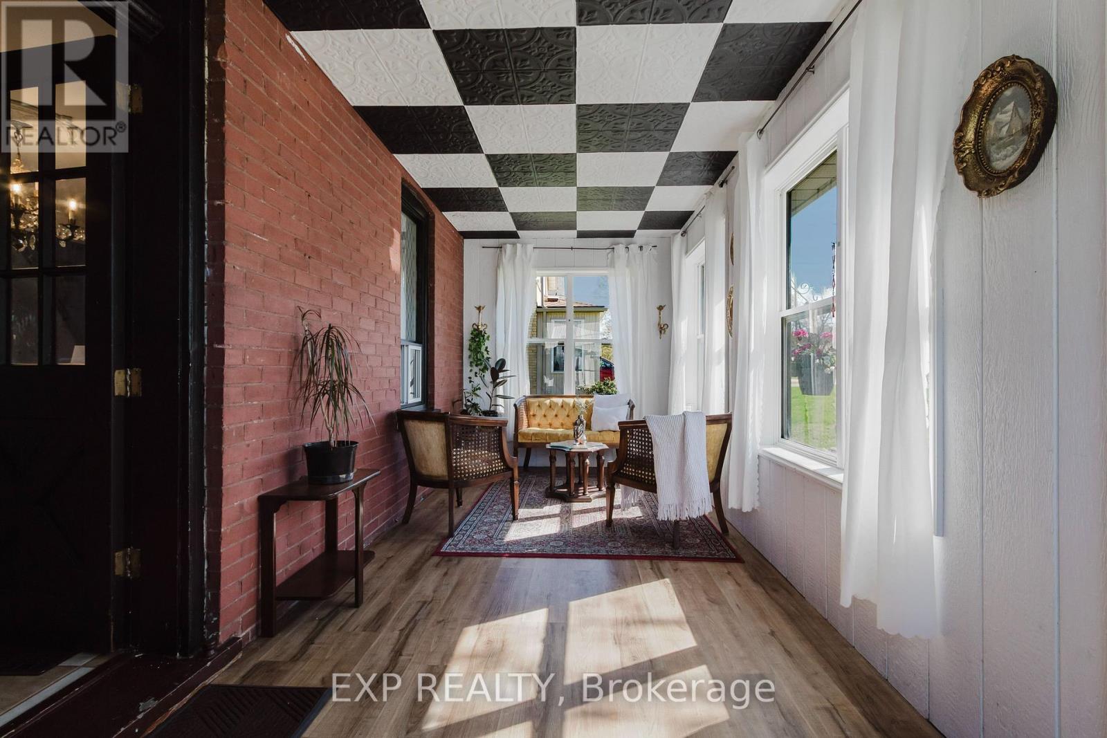 263 Shepherd Avenue, Cambridge, Ontario  N3C 1T7 - Photo 8 - X13046344