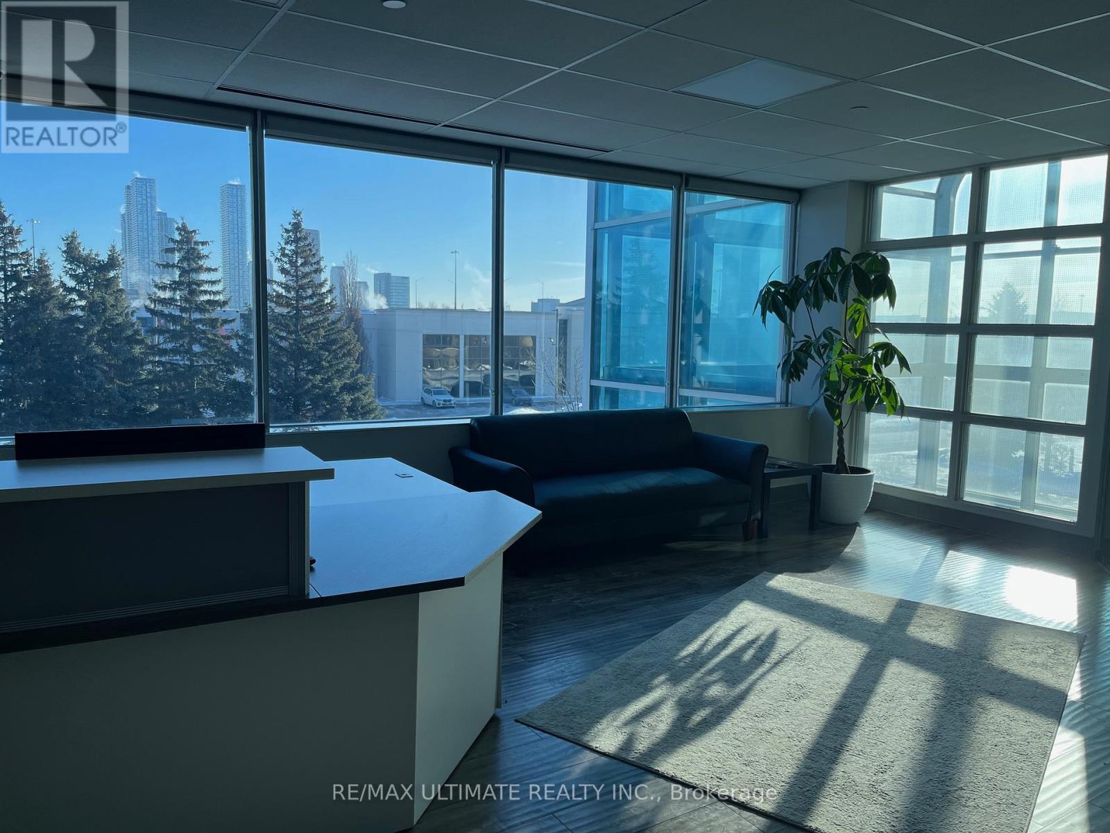 261 CHRISLEA ROAD, Vaughan, Ontario