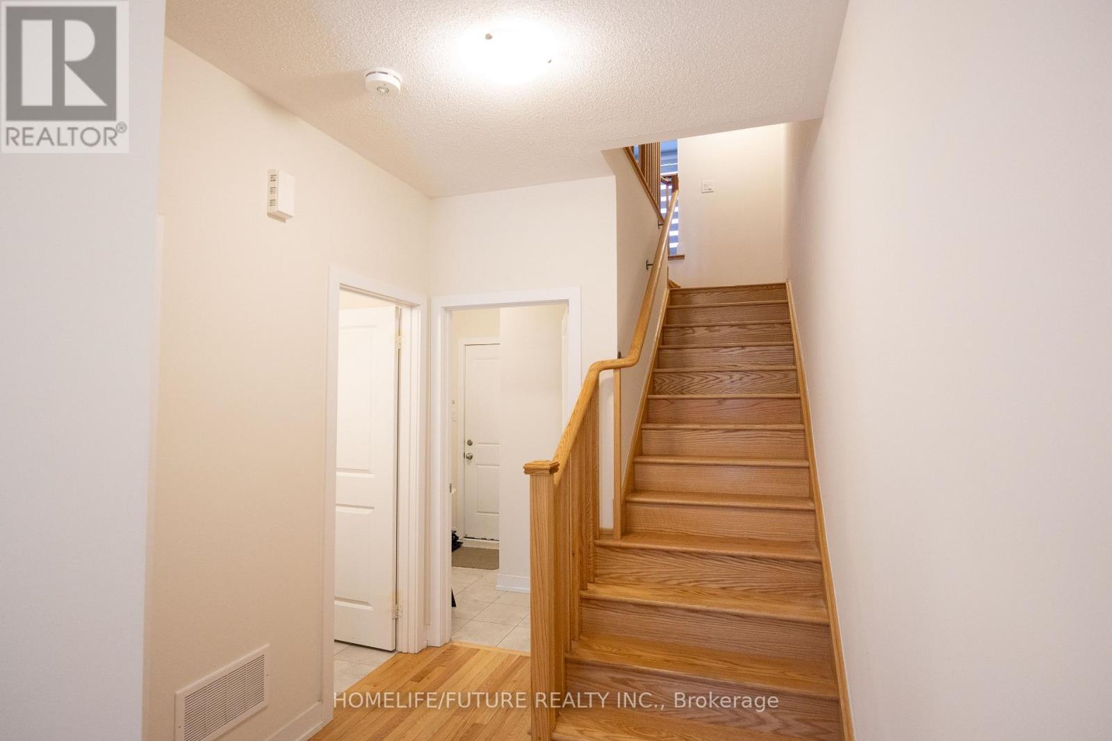 86 Stauffer Crescent, Markham, Ontario  L6B 1R1 - Photo 6 - N13058718