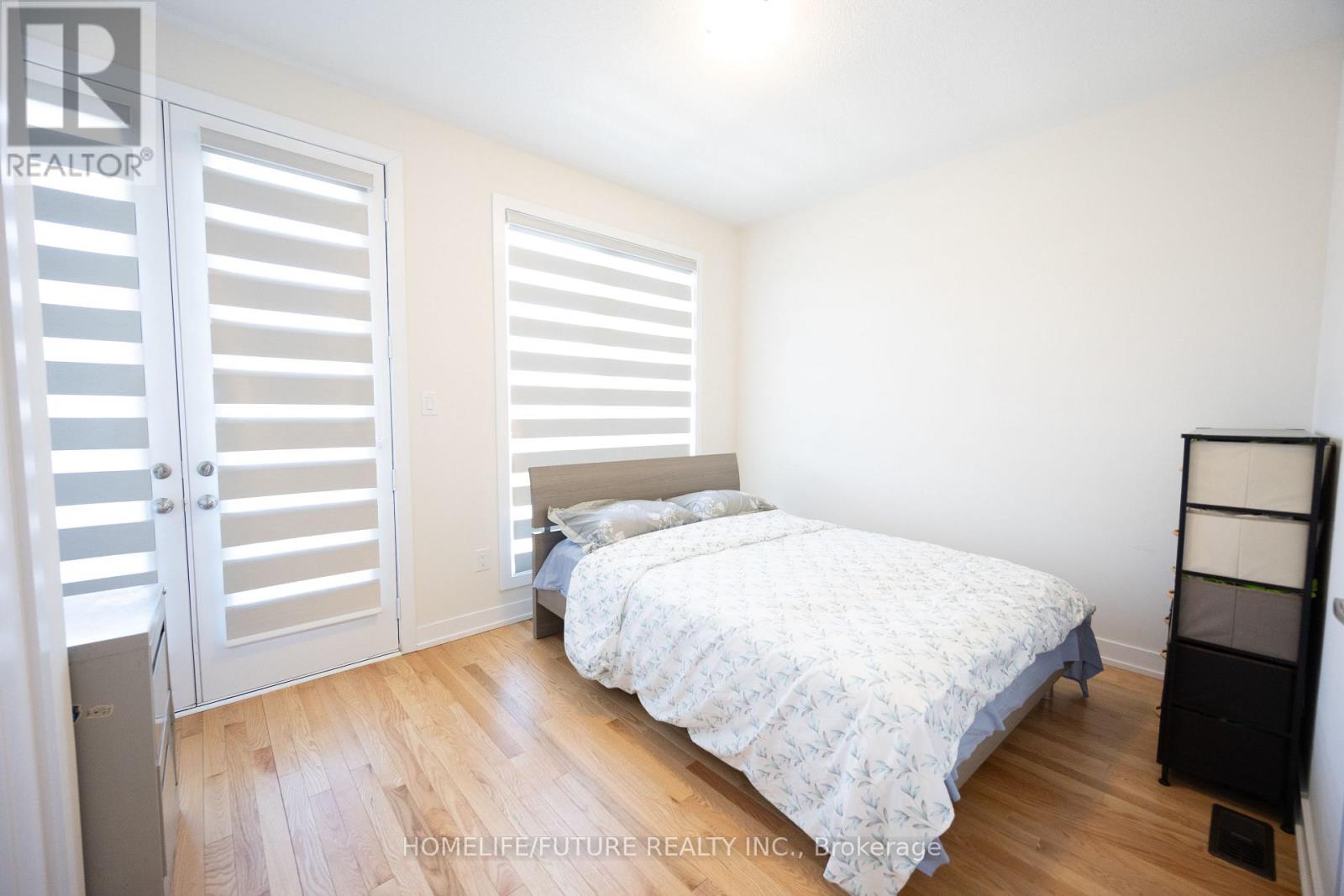 86 Stauffer Crescent, Markham, Ontario  L6B 1R1 - Photo 9 - N13058718