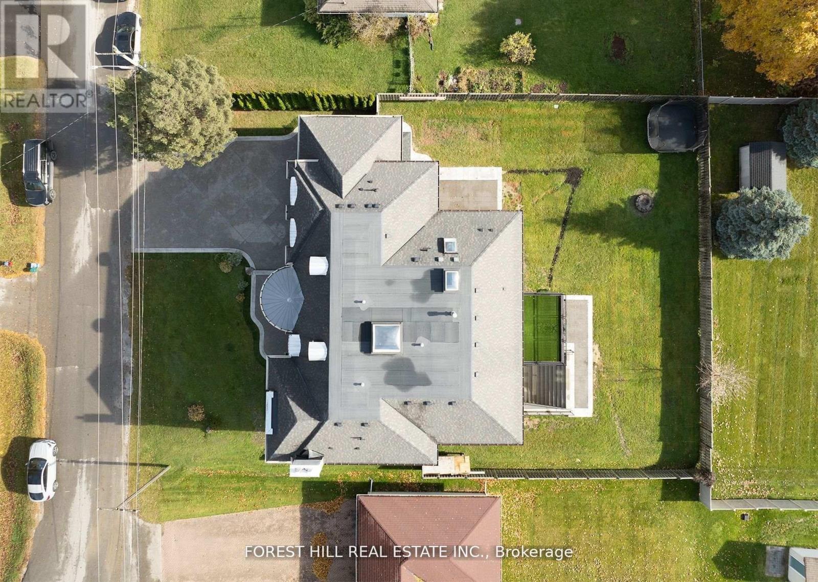 39 Patricia Drive E, King, Ontario  L7B 1H5 - Photo 4 - N13058732