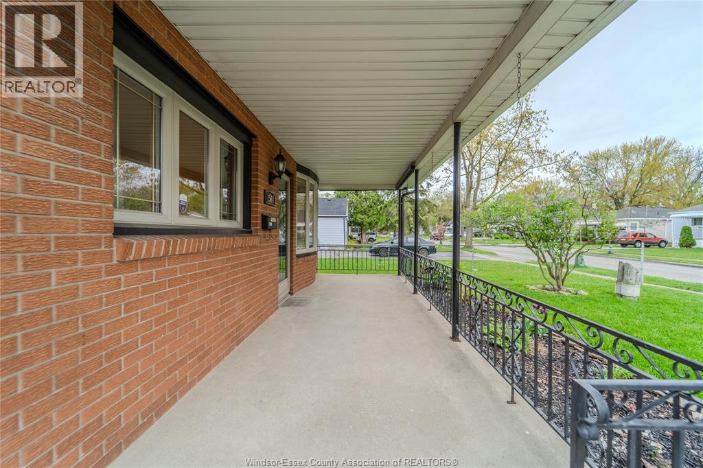 1564 Buckingham Drive, Windsor, Ontario  N8T 2A4 - Photo 3 - 26009532