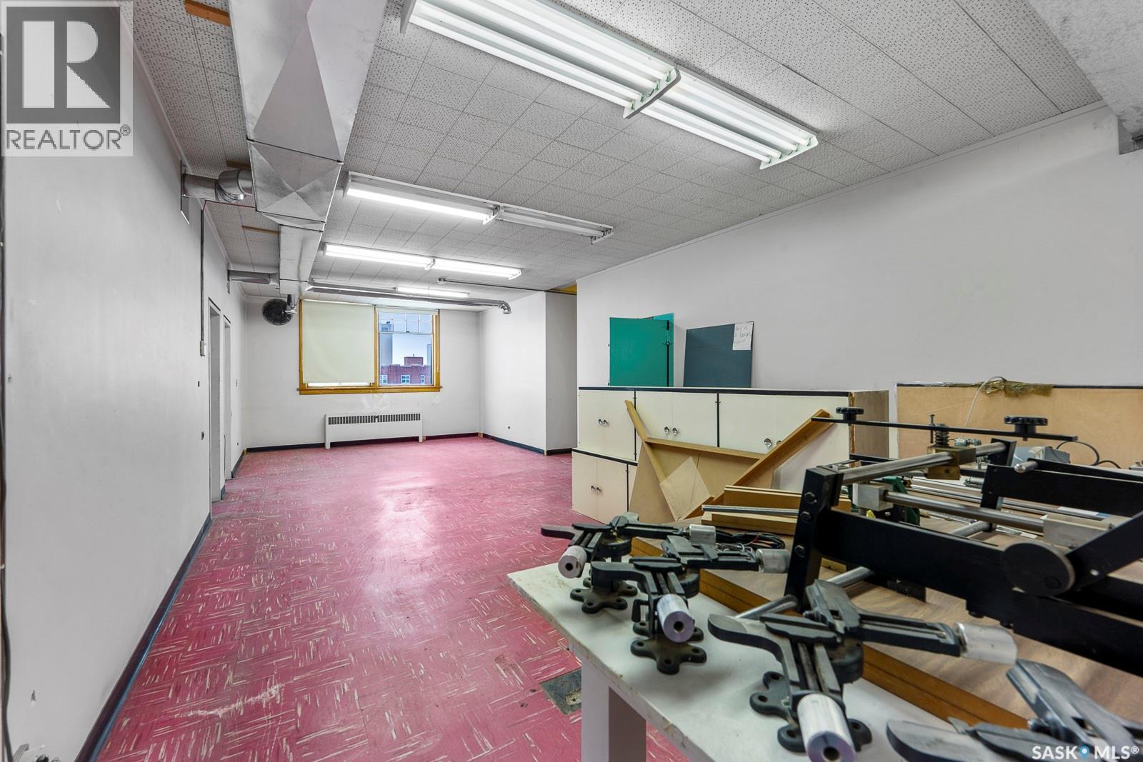 2002 Dewdney Avenue, Regina, Saskatchewan  S4R 1G8 - Photo 20 - SK026598