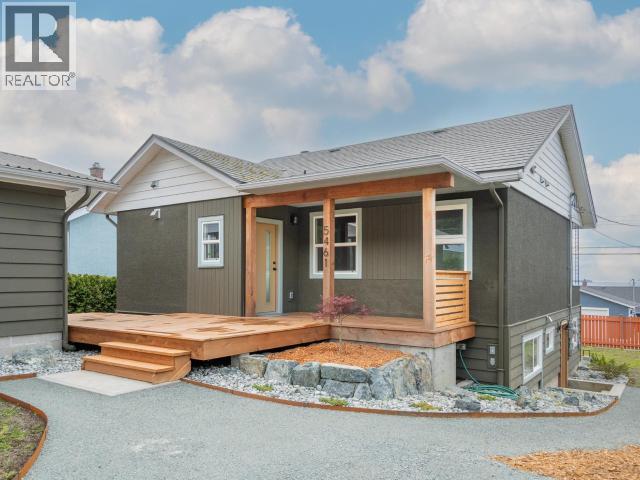 5461 MAPLE AVE, Powell River, British Columbia