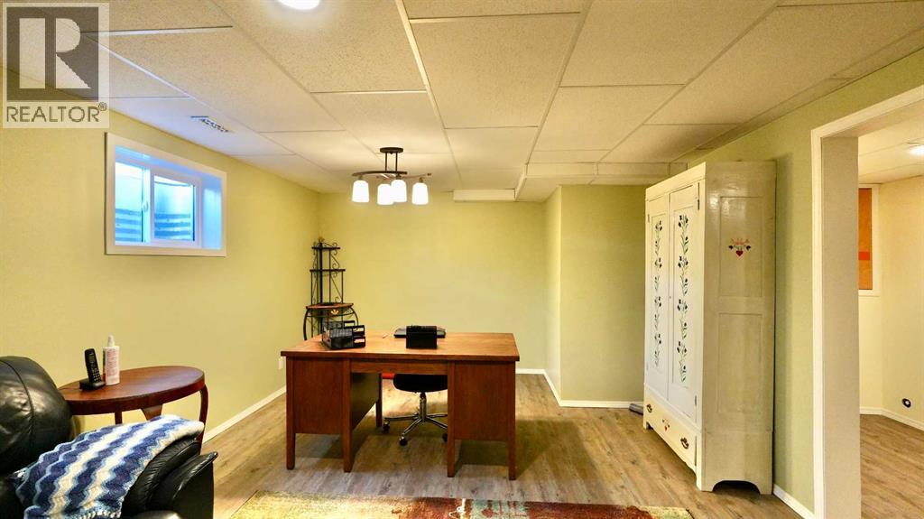 10501 83 Street, Peace River, Alberta  T8S 1M8 - Photo 29 - A2242403