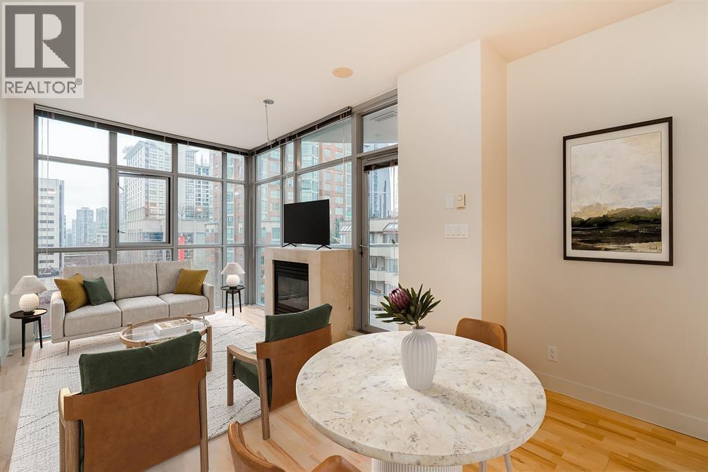 706 1050 SMITHE STREET, Vancouver, British Columbia