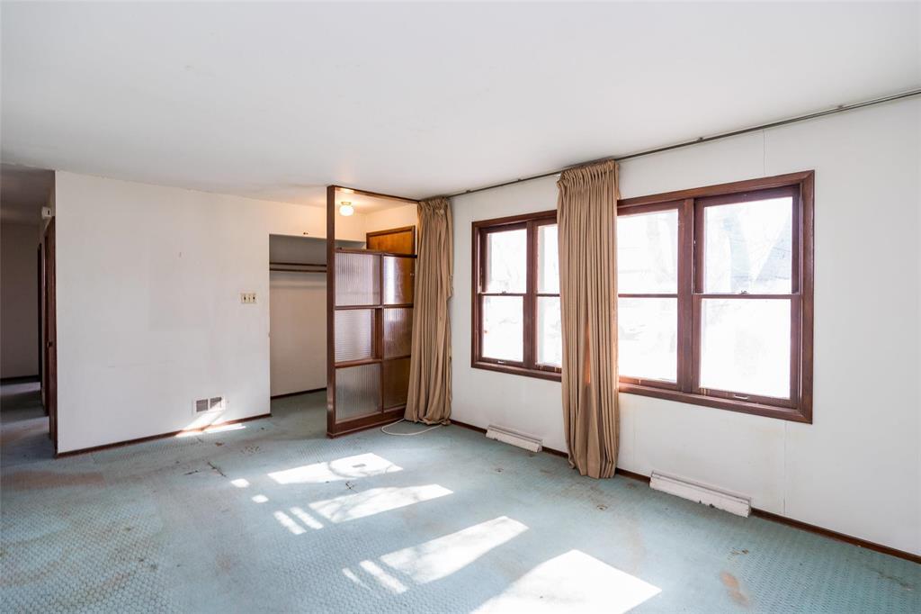 747 Borebank Street, Winnipeg, Manitoba  R3N 1G3 - Photo 4 - 202608691