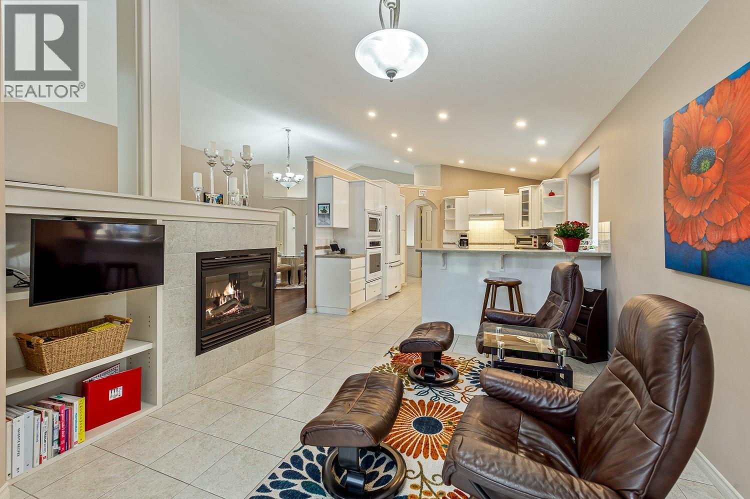 4141 Gallaghers Boulevard S, Kelowna, British Columbia  V1W 4V2 - Photo 13 - 10383227