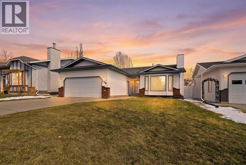 138 Duncan Crescent, Red Deer, Alberta  T4R 2C2 - Photo 1 - A2305786