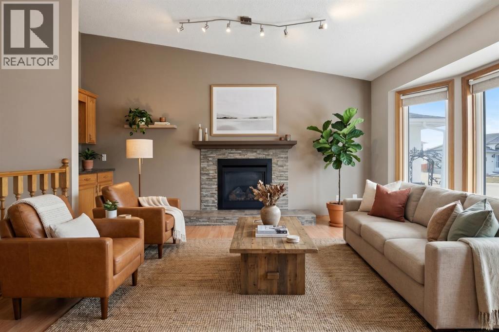 138 Duncan Crescent, Red Deer, Alberta  T4R 2C2 - Photo 4 - A2305786