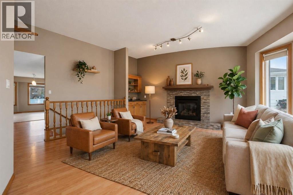 138 Duncan Crescent, Red Deer, Alberta  T4R 2C2 - Photo 5 - A2305786