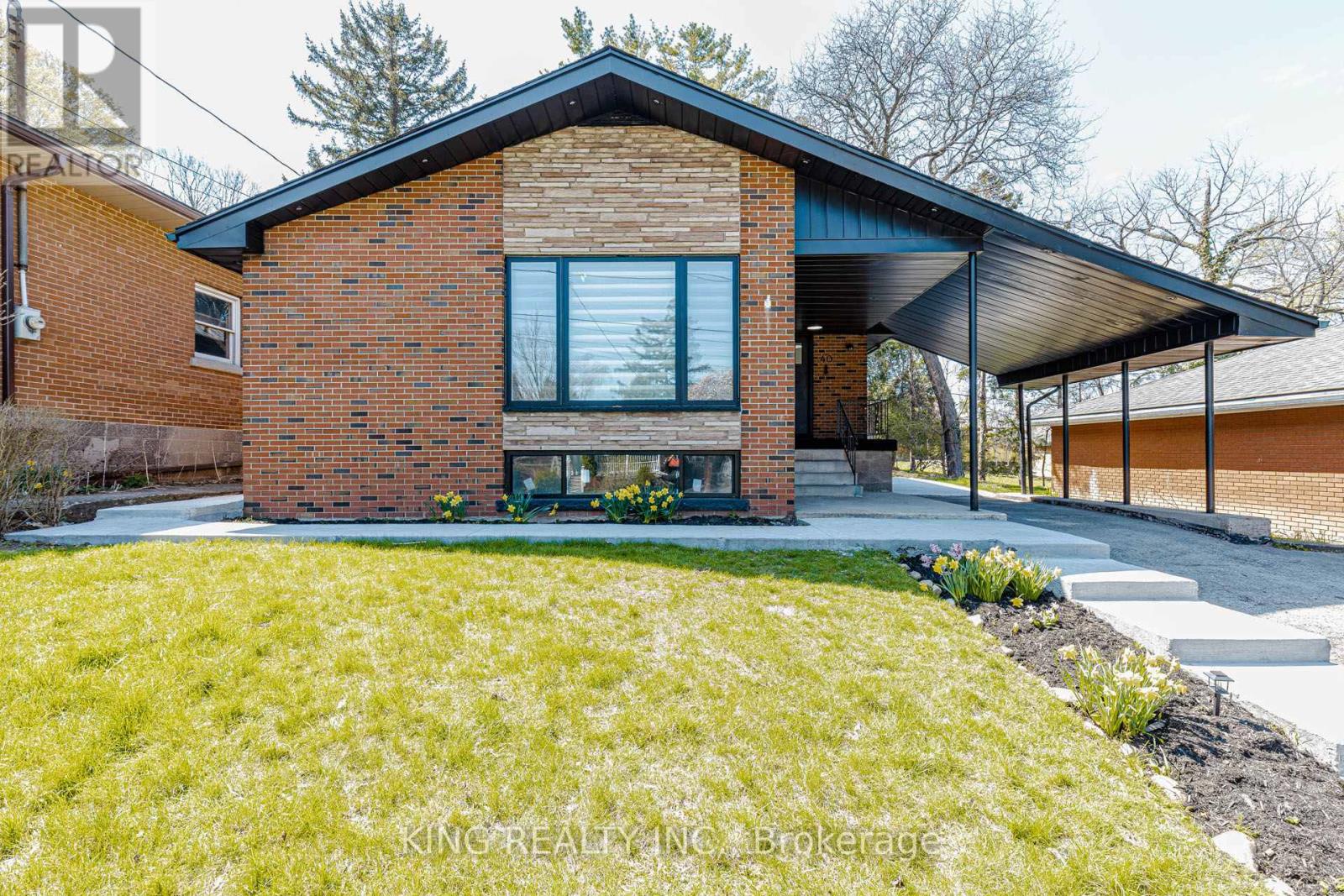 40 Granton Street, Hamilton, Ontario  L8S 3C2 - Photo 2 - X13058650