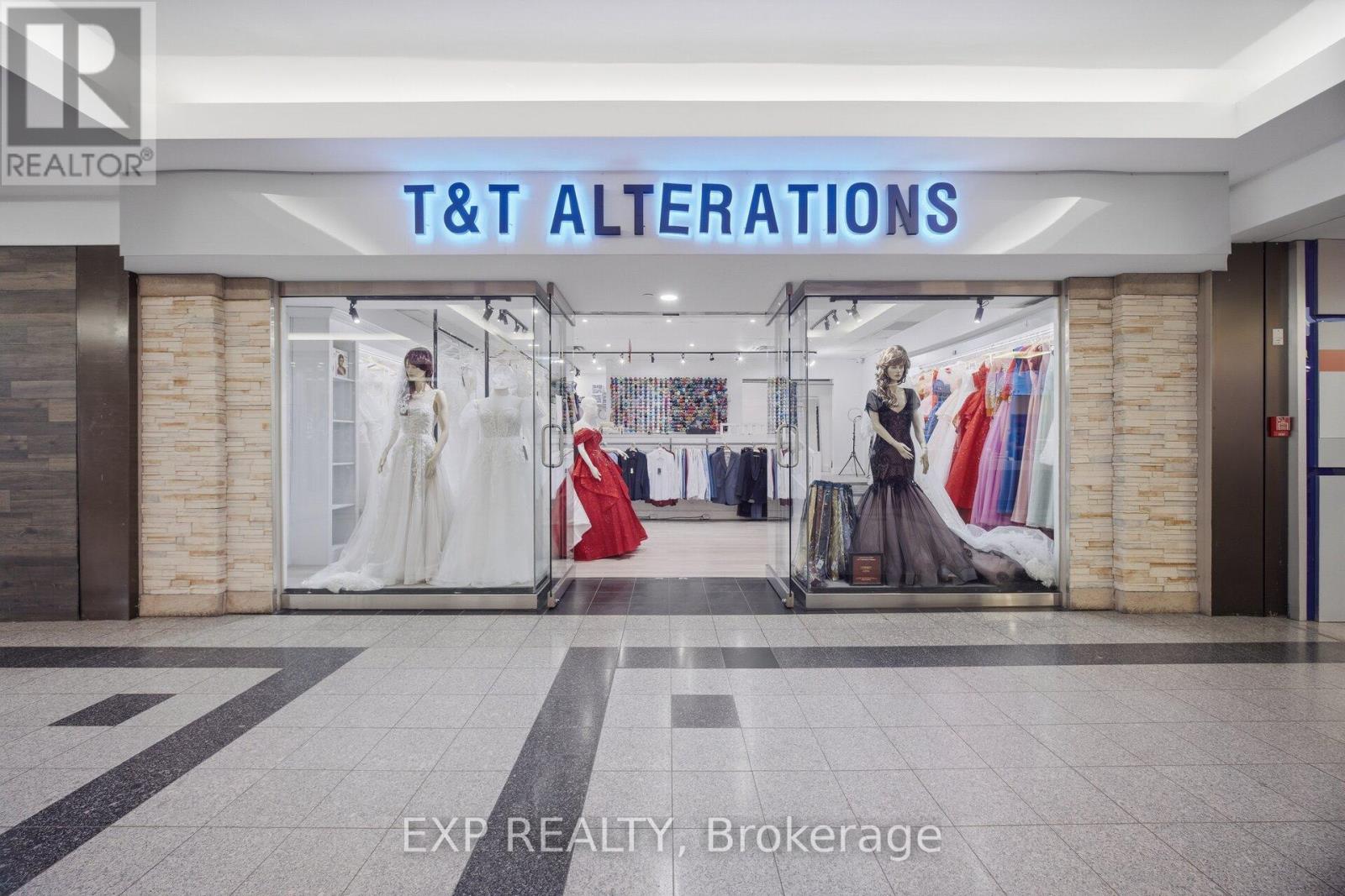 232 - 2 KING STREET W, Hamilton, Ontario