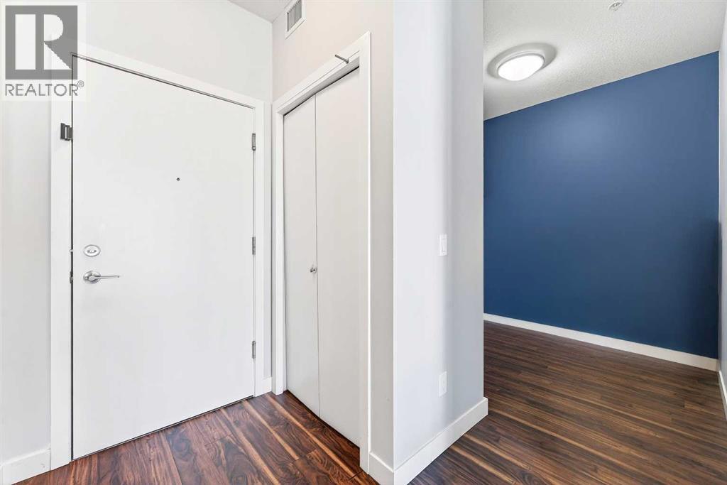 301, 16 Auburn Bay Link Se, Calgary, Alberta  T3M 1Z6 - Photo 2 - A2306150