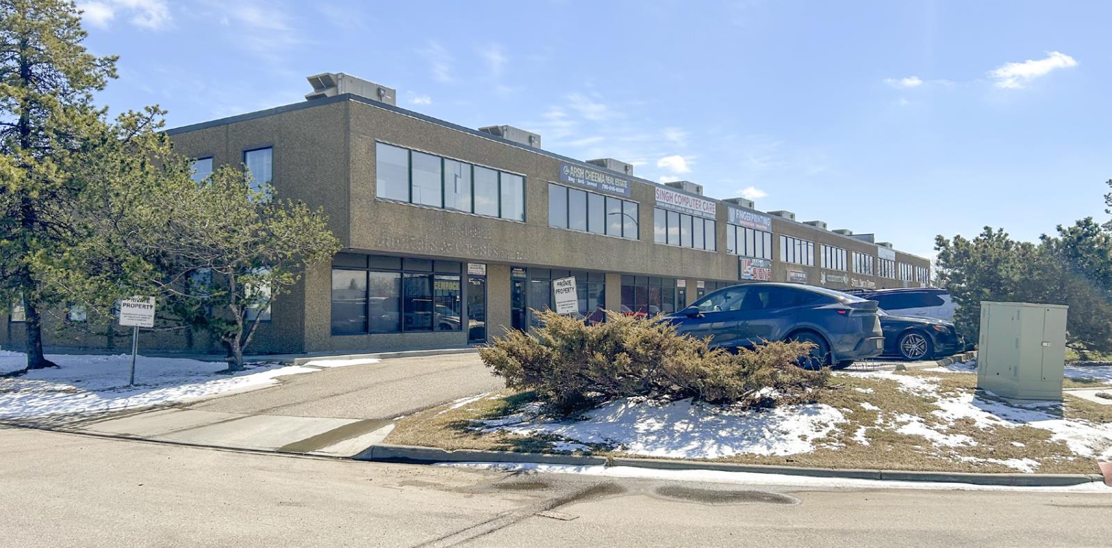 3267, 3261  Parsons Rd Nw, Edmonton, Alberta  T6N 1B4 - Photo 1 - 44782305