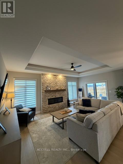 470 Queen Street S, St. Clair, Ontario  N0N 1G0 - Photo 2 - X13058556