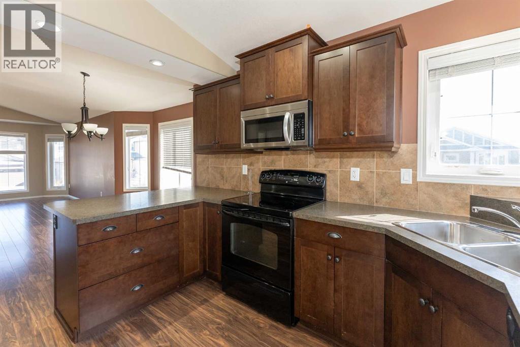 510 Keystone Chase W, Lethbridge, Alberta  T1J 5C5 - Photo 10 - A2303780