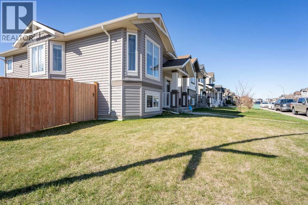 510 Keystone Chase W, Lethbridge, Alberta  T1J 5C5 - Photo 3 - A2303780