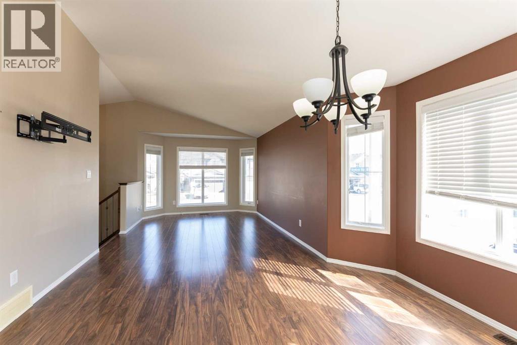 510 Keystone Chase W, Lethbridge, Alberta  T1J 5C5 - Photo 9 - A2303780