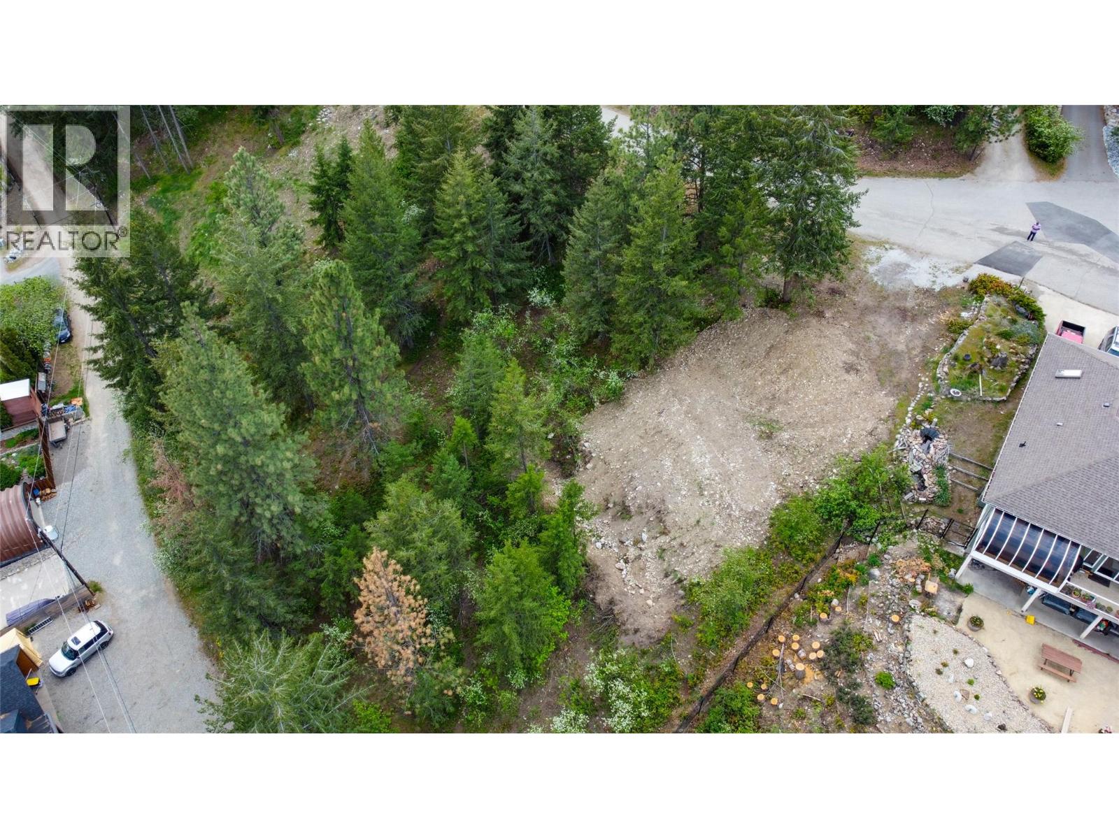 10579 Columbia Way, Vernon, British Columbia  V1H 2B4 - Photo 11 - 10385168