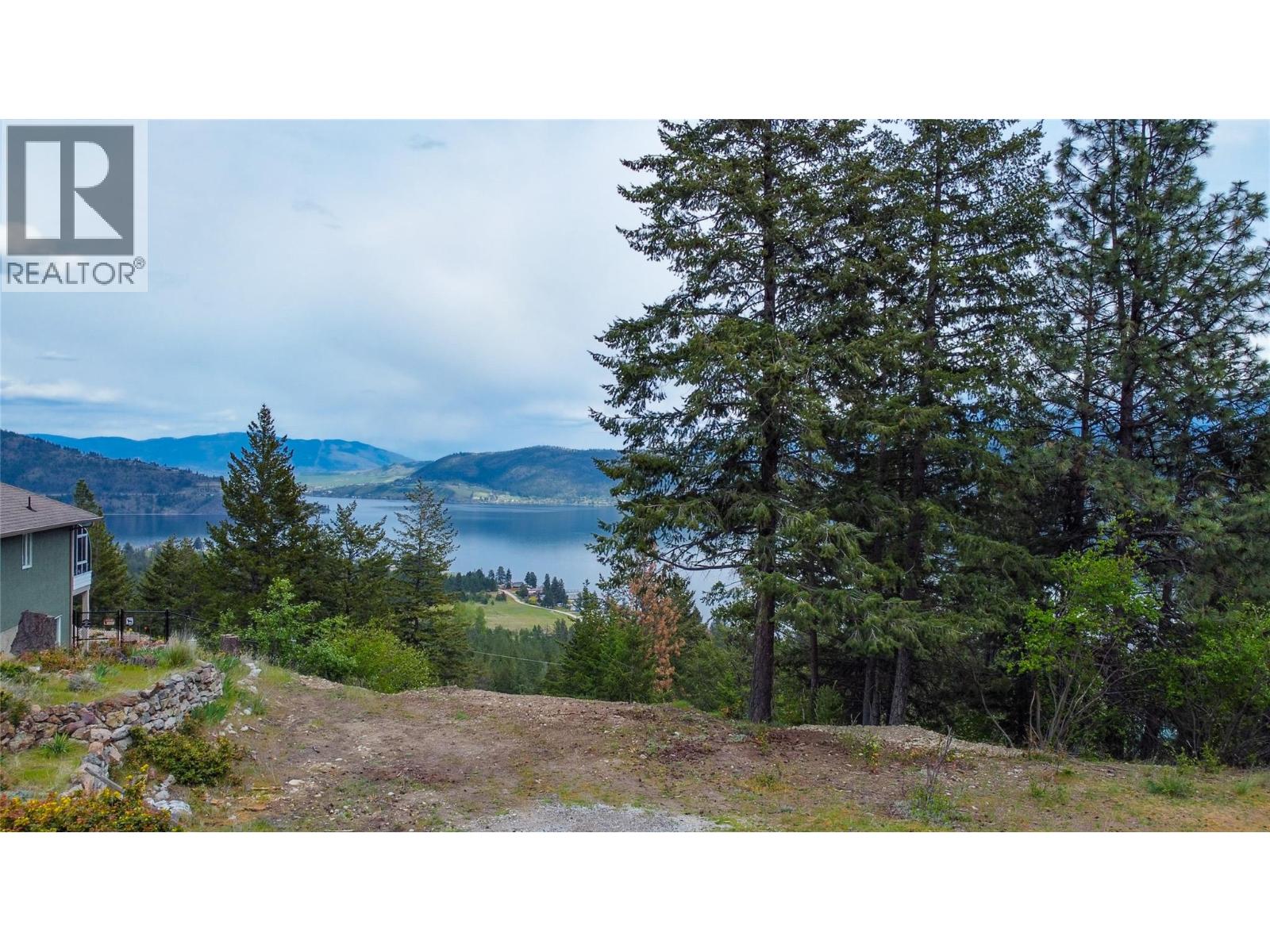 10579 Columbia Way, Vernon, British Columbia  V1H 2B4 - Photo 8 - 10385168