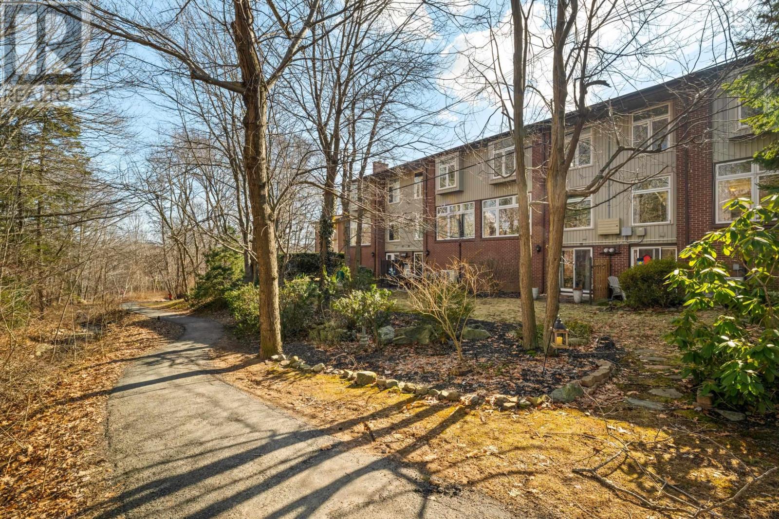 32 Garden Court Terrace, Dartmouth, Nova Scotia  B3A 3S6 - Photo 5 - 202605288