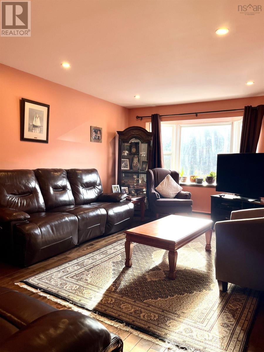 87 Lincoln Cross, Halifax, Nova Scotia  B3M 3S6 - Photo 4 - 202604730