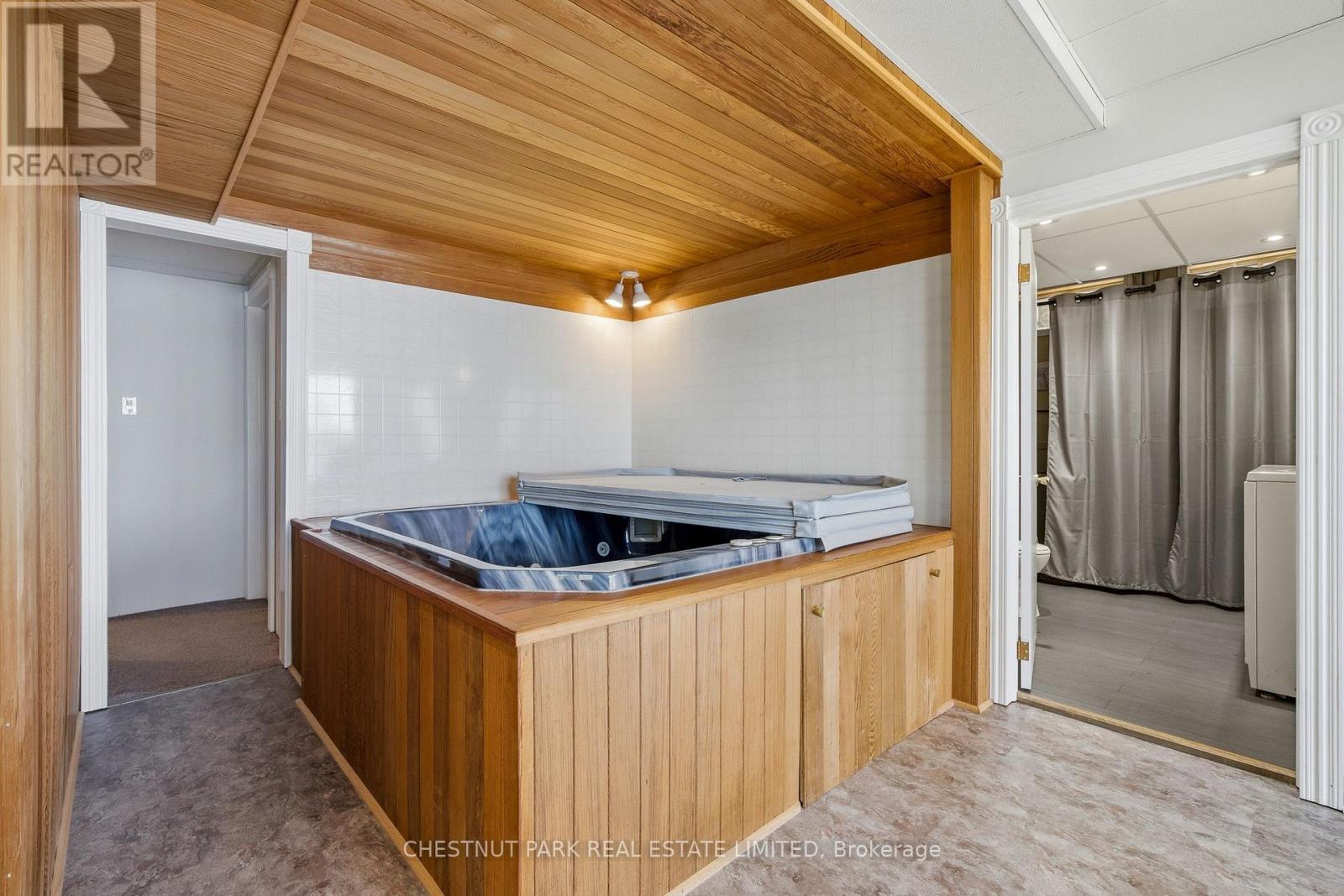 12154 Loyalist Parkway, Prince Edward County, Ontario  K0K 2T0 - Photo 33 - X13058770