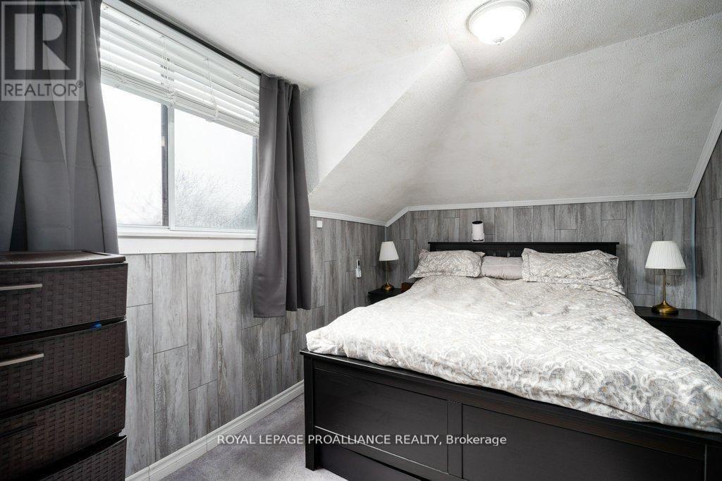 17 Meyers Street, Quinte West, Ontario  K8V 1W5 - Photo 23 - X13058850