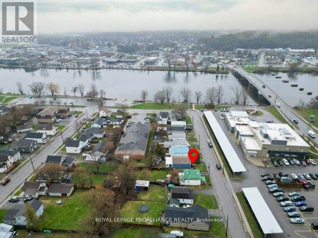 17 Meyers Street, Quinte West, Ontario  K8V 1W5 - Photo 36 - X13058850