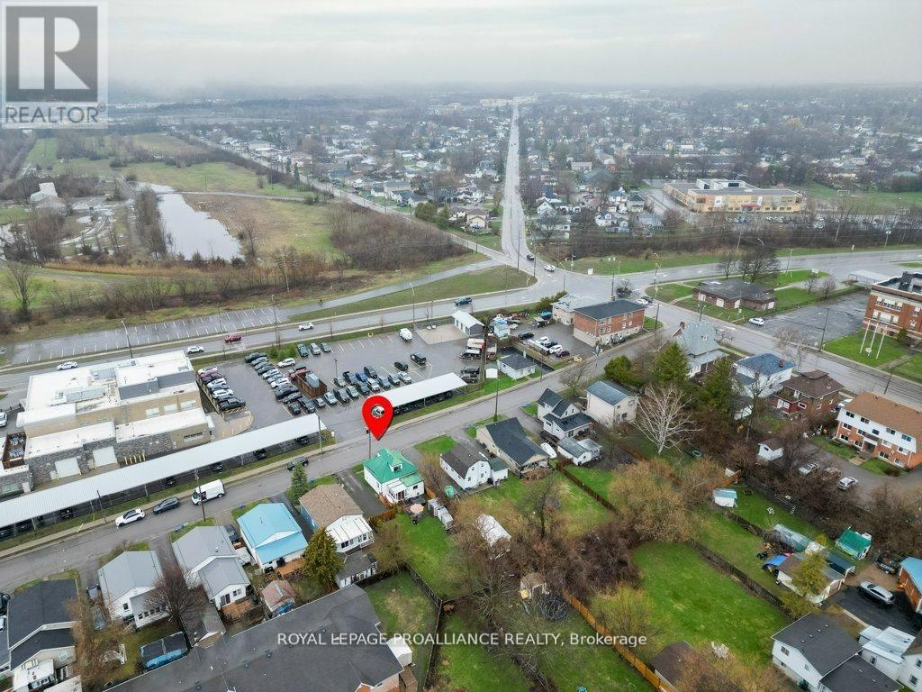 17 Meyers Street, Quinte West, Ontario  K8V 1W5 - Photo 38 - X13058850