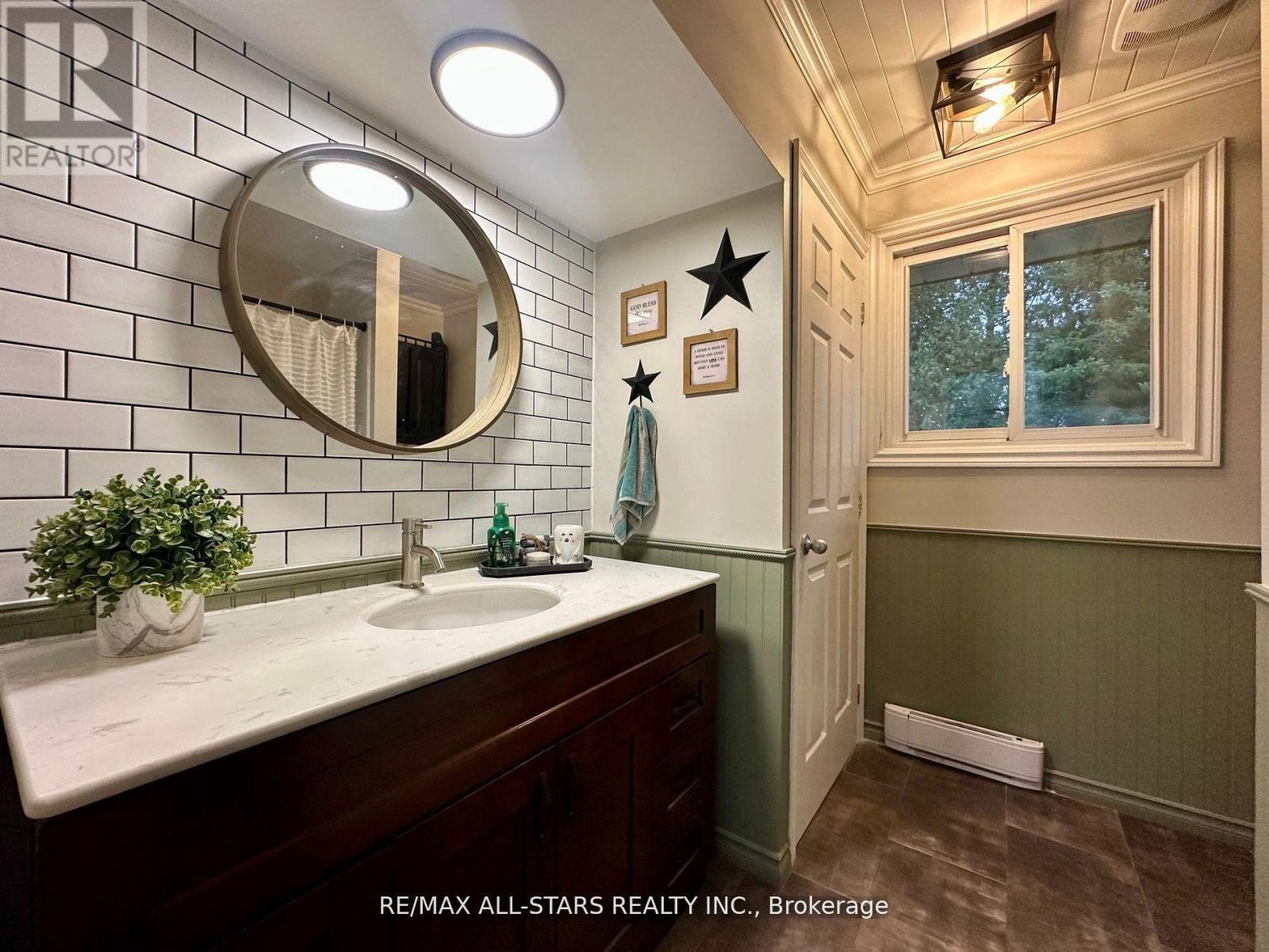 1956 County 8 Road, Kawartha Lakes, Ontario  K0M 1A0 - Photo 15 - X13058908