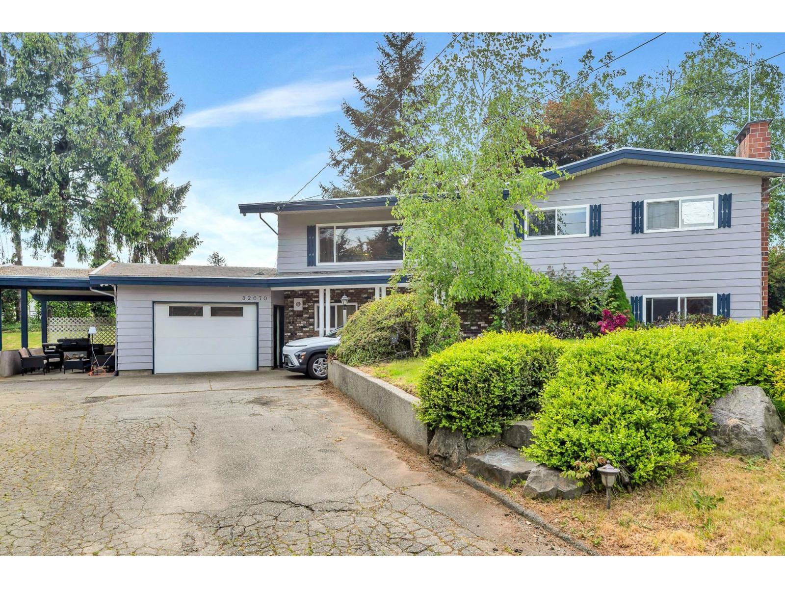 32670 AVALON CRESCENT, Abbotsford, British Columbia