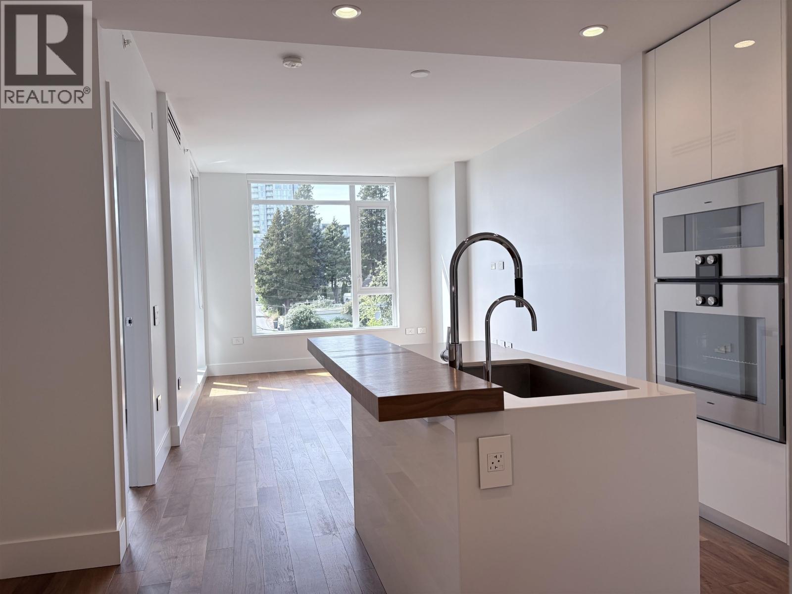 405 389 W 59TH AVENUE, Vancouver, British Columbia