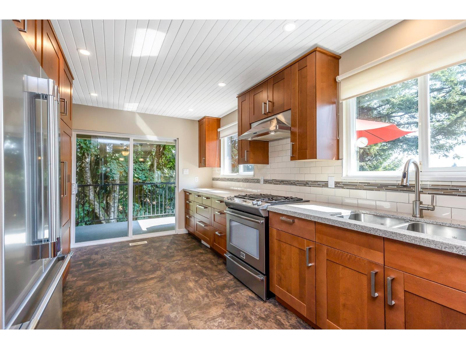 29665 Glengarry Avenue, Abbotsford, British Columbia  V4X 1Z7 - Photo 8 - R3116499