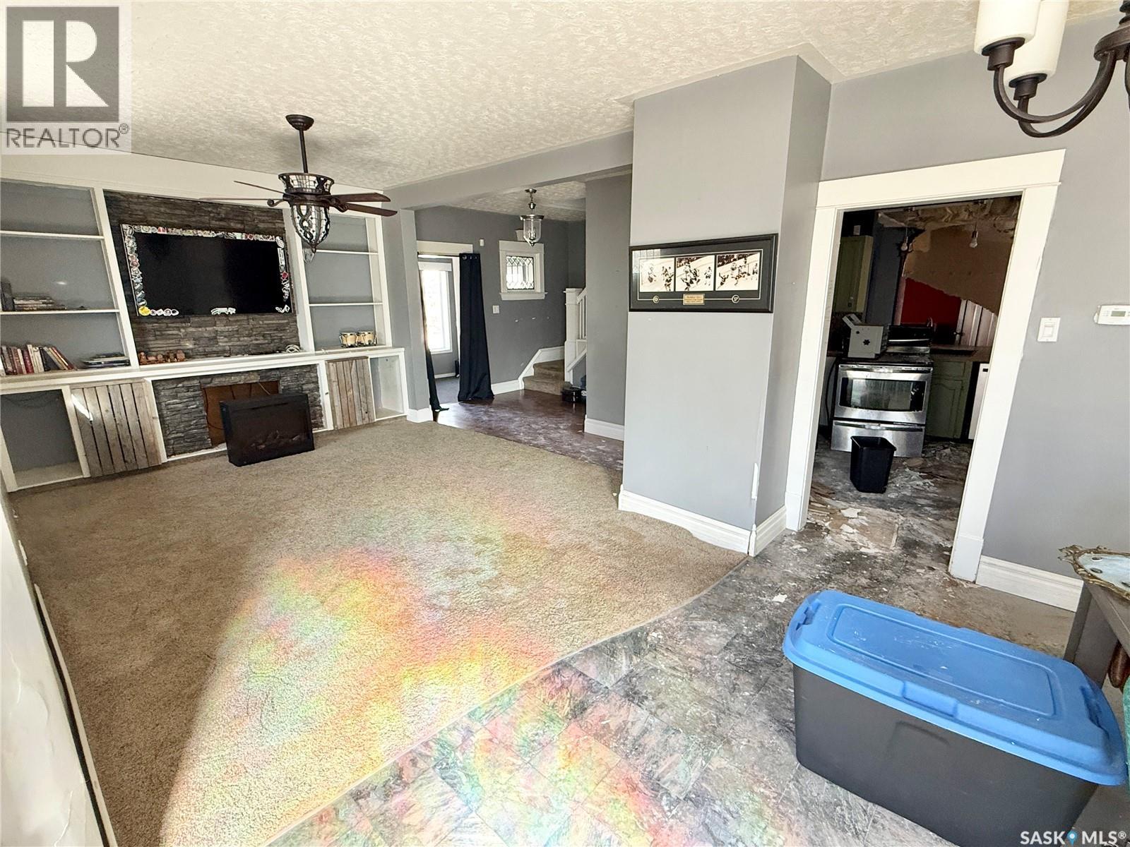 408 Assiniboia Street, Weyburn, Saskatchewan  S4H 0R6 - Photo 15 - SK034314