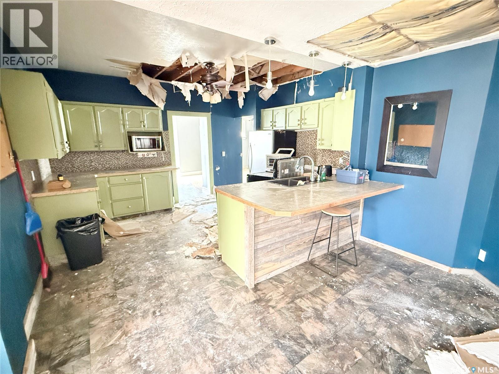 408 Assiniboia Street, Weyburn, Saskatchewan  S4H 0R6 - Photo 16 - SK034314