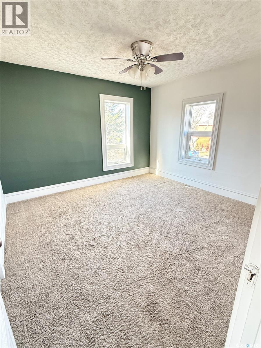 408 Assiniboia Street, Weyburn, Saskatchewan  S4H 0R6 - Photo 27 - SK034314