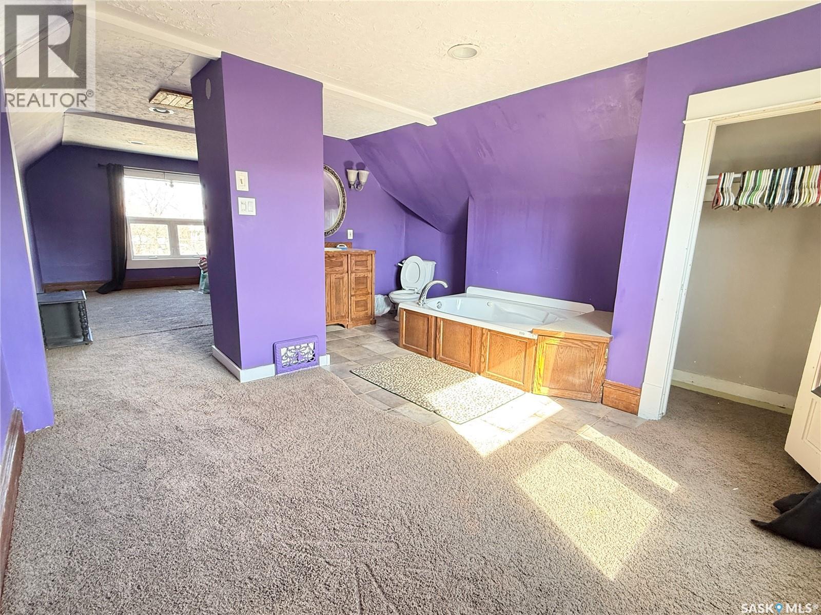 408 Assiniboia Street, Weyburn, Saskatchewan  S4H 0R6 - Photo 29 - SK034314