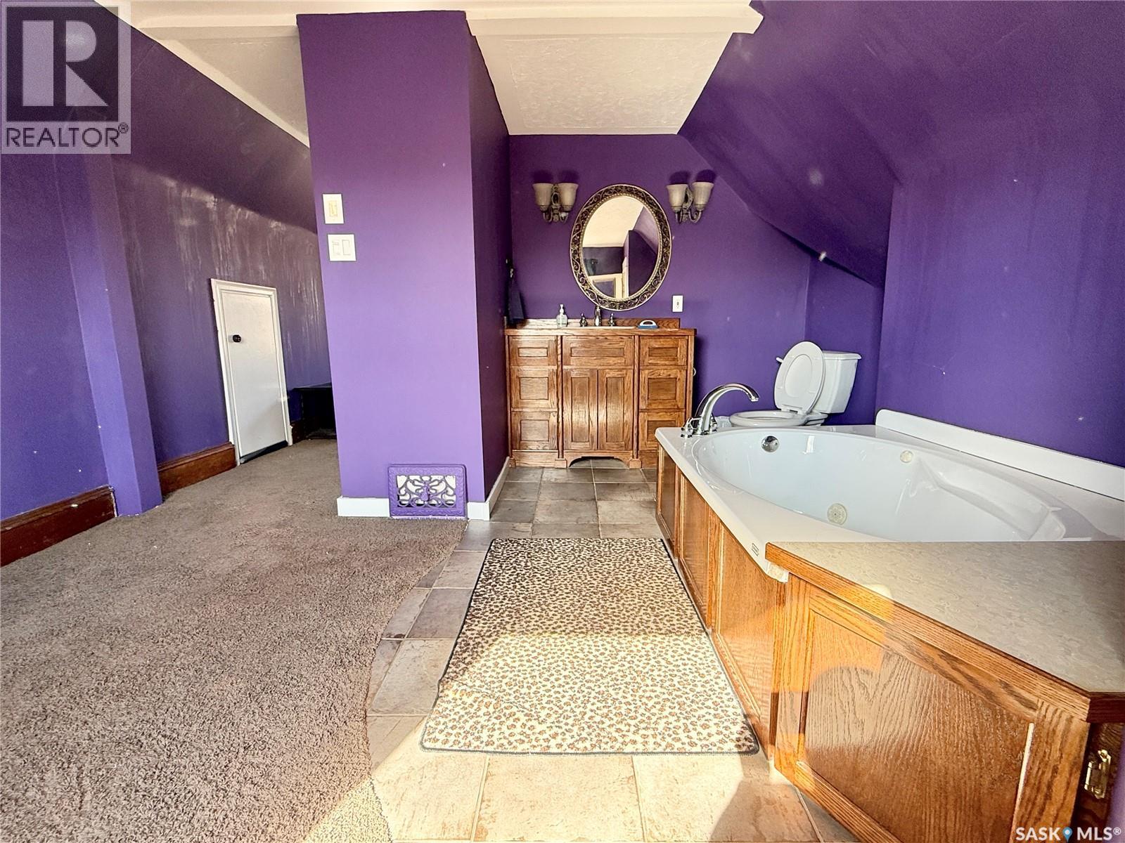 408 Assiniboia Street, Weyburn, Saskatchewan  S4H 0R6 - Photo 30 - SK034314