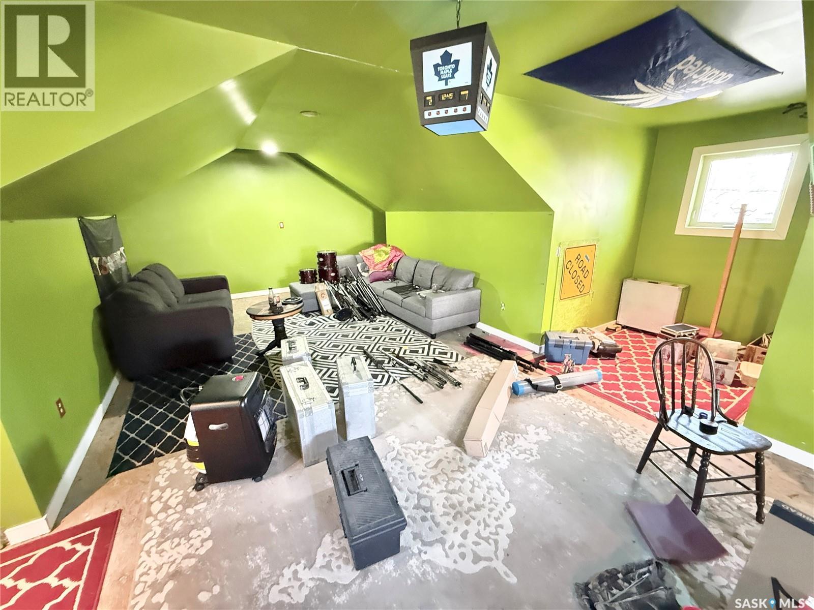 408 Assiniboia Street, Weyburn, Saskatchewan  S4H 0R6 - Photo 9 - SK034314