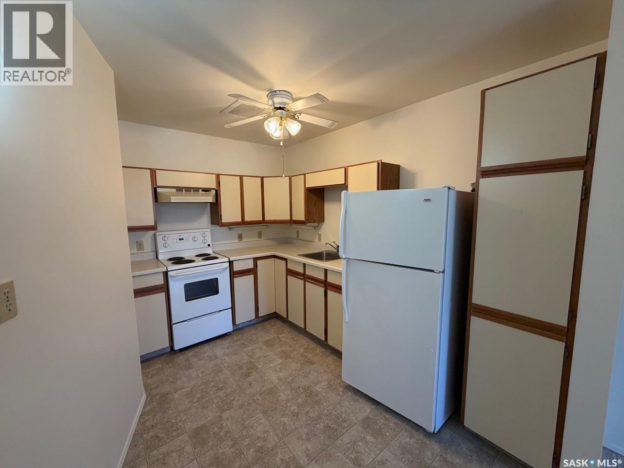 704 Assiniboia Avenue, Maryfield, Saskatchewan  S0G 3K0 - Photo 39 - SK034302