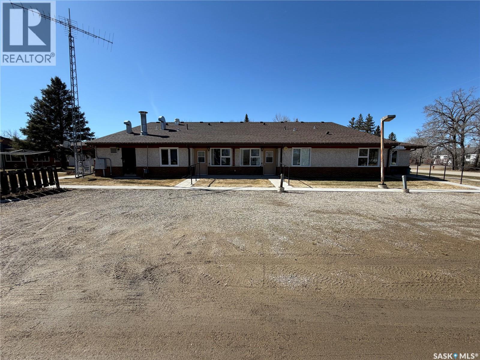 704 Assiniboia Avenue, Maryfield, Saskatchewan  S0G 3K0 - Photo 5 - SK034302
