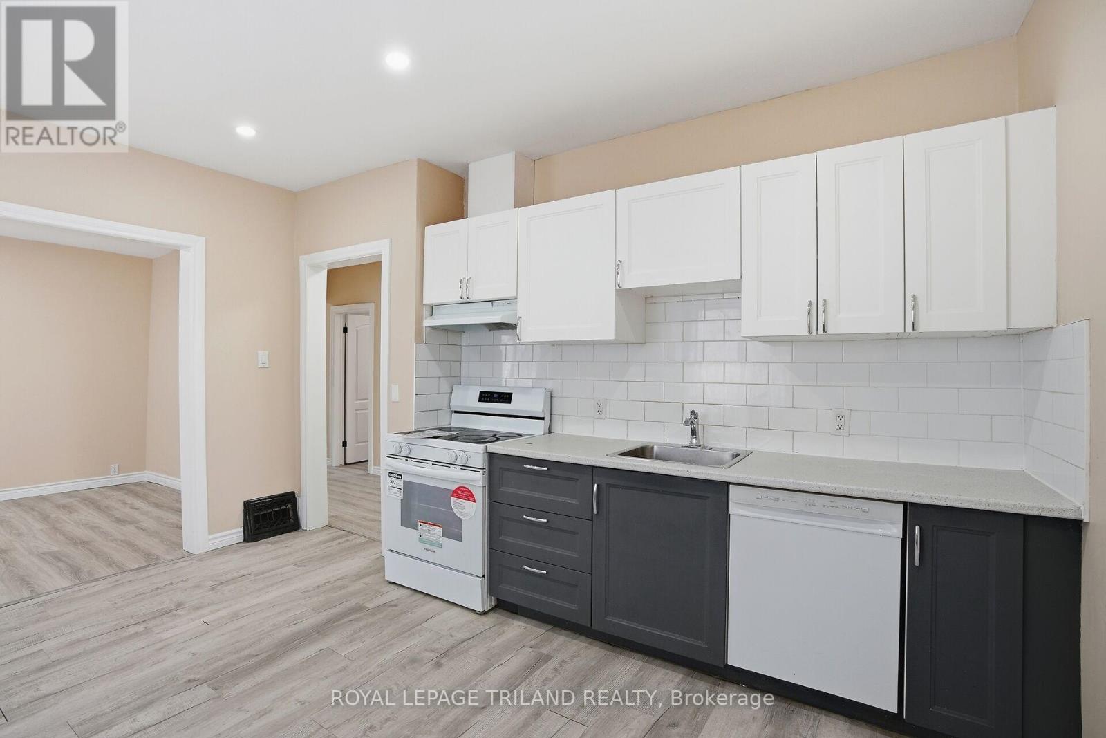 151 Waterloo Street, London East, Ontario  N6B 2M7 - Photo 7 - X13059050