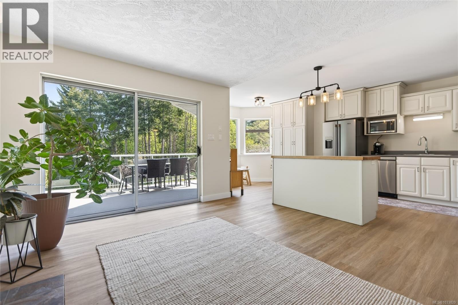 4306 Briardale Rd, Royston, British Columbia  V9N 9R7 - Photo 17 - 1033829