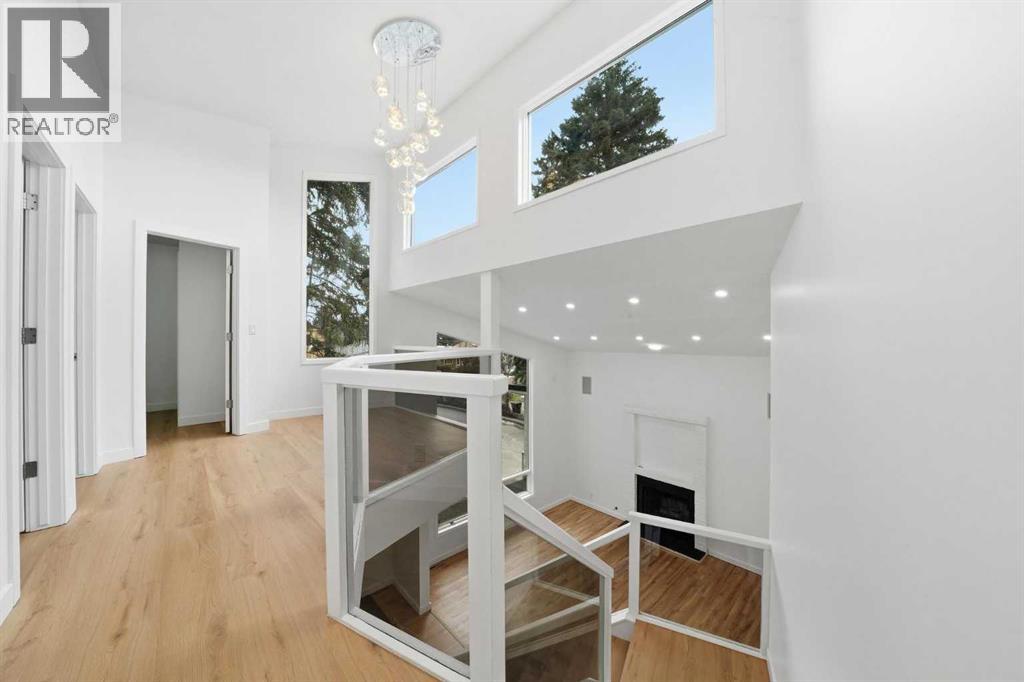 8003 33 Avenue NW, Calgary, Alberta  T3B 1L5 - Photo 23 - A2304742